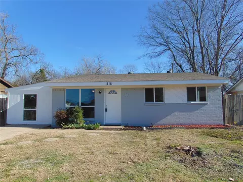 216 Wilmer Heights Dr, Wilmer, TX 75172