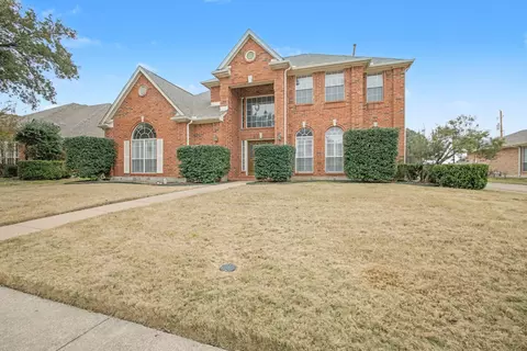 1323 Edgewood Ct, Carrollton, TX 75007