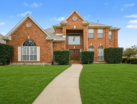 1323 Edgewood Ct, Carrollton, TX 75007