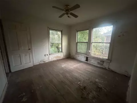 Bedroom - 3317 N 23rd St, Waco, TX 76708 photo 2 of 2