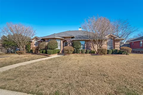 2400 Buck Dr, Mesquite, TX 75181