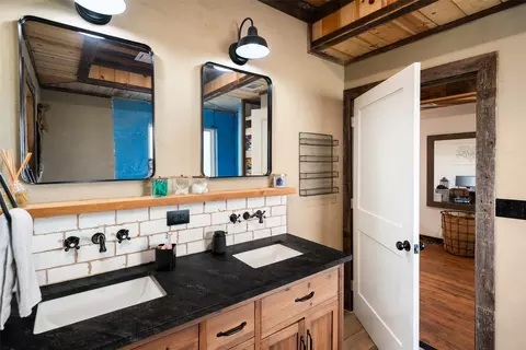 Bath - 645 County Road 4875, Celeste, TX 75423 photo 1 of 4