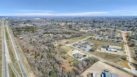 3015 Ridge Dr, Denison, TX 75020