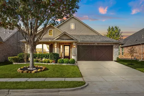 813 Park Place Ln, Mckinney, TX 75071