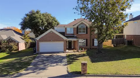 4707 Aramis Dr, Arlington, TX 76016 photo 2