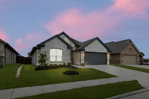 4536 Lyre Leaf Dr, Fort Worth, TX 76036