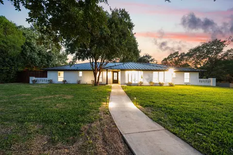4210 Creekdale Dr, Dallas, TX 75229