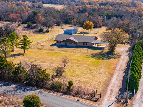 228 Brown Creek Rd, Weatherford, TX 76085