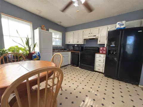 Kitchen - 12776 Valverde Loop, Terrell, TX 75161 photo 2 of 2