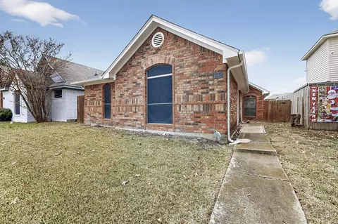 1642 Hancock Dr, Mesquite, TX 75149