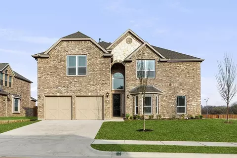 2610 White Plains Dr, Midlothian, TX 76065