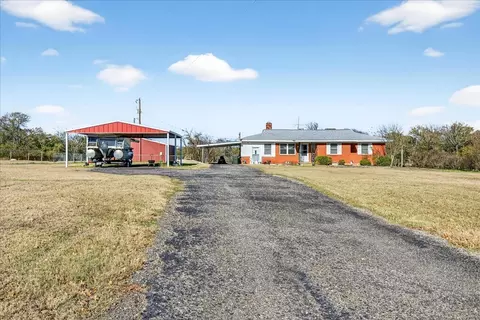 Other - 300 County Road 2100 Rd, Seven Points, TX 75143 photo 4 of 6