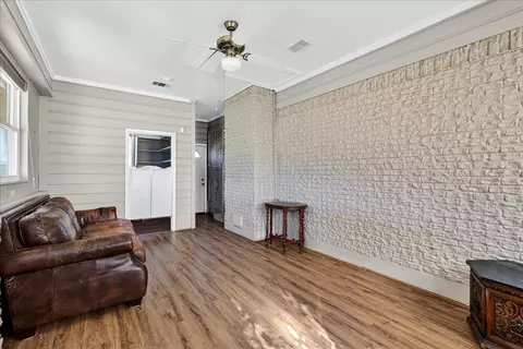 Entry Way - 300 County Road 2100 Rd, Seven Points, TX 75143 photo 1 of 1