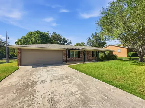 405 S Bouldin St, Hamilton, TX 76531