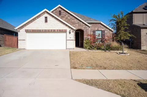 416 Windy Knoll Rd, Burleson, TX 76028