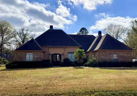 5357 La Rochelle Pl, Keithville, LA 71047