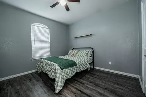 Bedroom - 107 Willowbend Loop, Mabank, TX 75147 photo 5 of 6