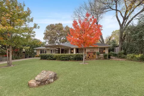 10035 Woodgrove Dr, Dallas, TX 75218