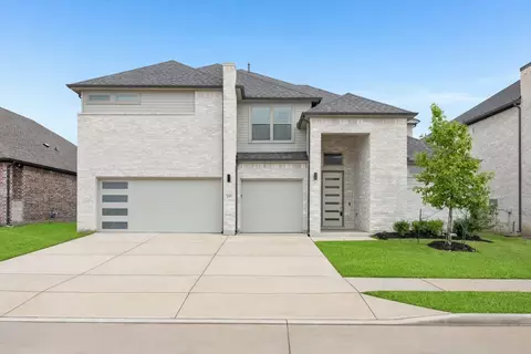 450 Colt Dr, Lavon, TX 75166