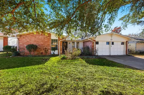 1410 Mohawk Dr, Arlington, TX 76012