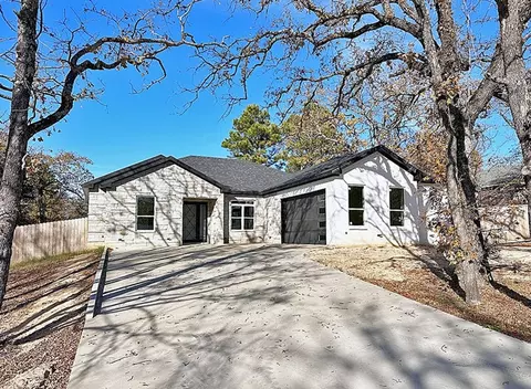 2969 Trey Cir, Athens, TX 75752