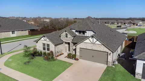 614 Creekview Ln, Lavon, TX 75166