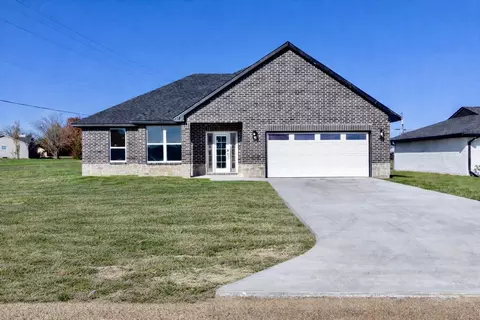 101 Baker B Ranch Rd, Trinidad, TX 75163
