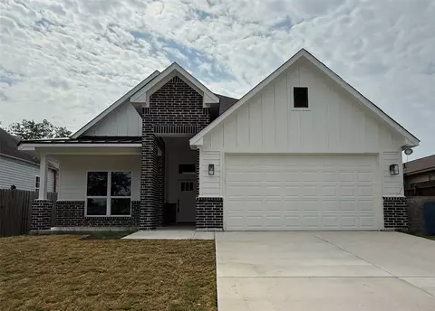 2613 Chestnut Ave, Fort Worth, TX 76164