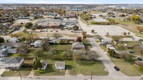 8707 Ronnie St, White Settlement, TX 76108