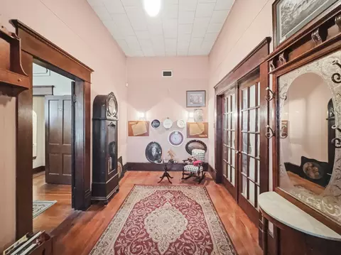 Entry Way - 802 E Main St, Hamilton, TX 76531 photo 1 of 2
