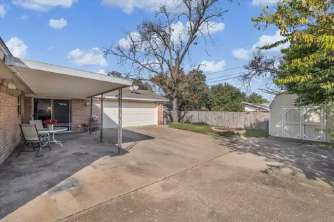 Exterior - 601 Kipling Dr, Waco, TX 76710 photo 7 of 9