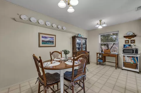 Dining - 601 Kipling Dr, Waco, TX 76710 photo 1 of 2