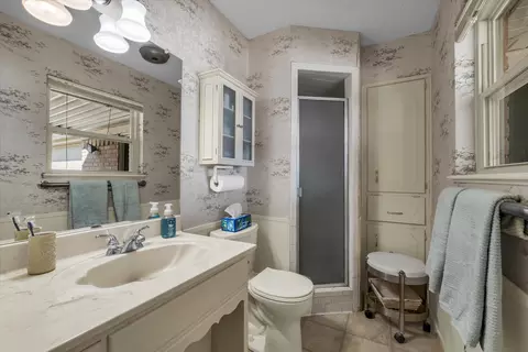 Bath - 601 Kipling Dr, Waco, TX 76710 photo 3 of 3