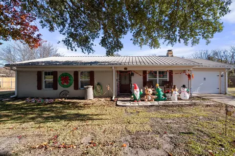 1405 Hidden Hills Dr, Corsicana, TX 75110