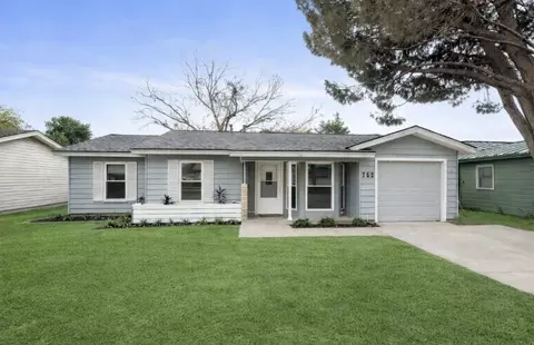 753 Cullum Ave, Hurst, TX 76053