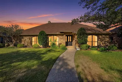 6627 Lovington Dr, Dallas, TX 75252