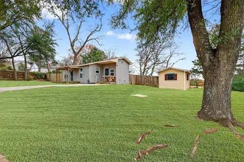 1710 W Crawford St, Denison, TX 75020