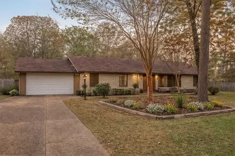 145 Elmview Ln, Haughton, LA 71037