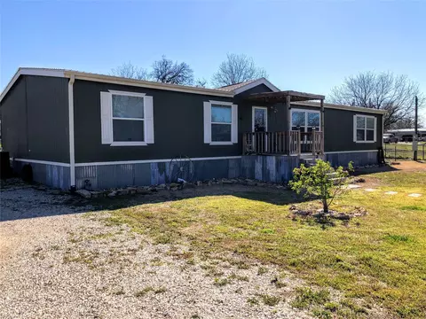 204 W Eaton Ave, Graford, TX 76449