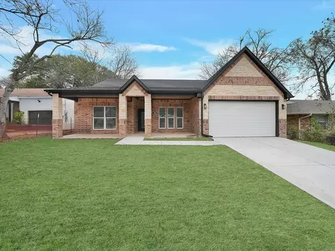 706 Cedar Dr, Mesquite, TX 75149