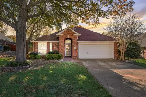 203 Julian Dr, Rockwall, TX 75087