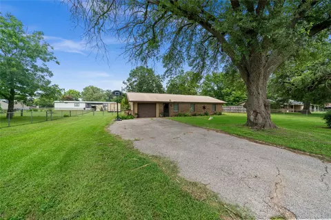 6753 Murphy St, Murchison, TX 75778