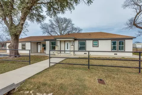 817 Stella Mae Dr, Burleson, TX 76028