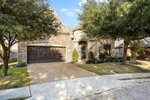 6814 Springwood Ln, Garland, TX 75044