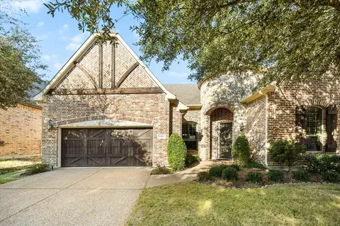 6814 Springwood Ln, Garland, TX 75044