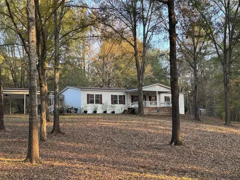 220 Robinson Rd, Elm Grove, LA 71051