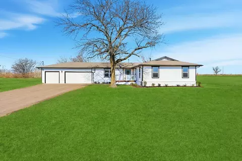 18988 Horseshoe Dr, Nevada, TX 75173