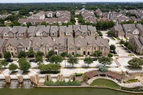 4212 Riverside Dr, Flower Mound, TX 75028