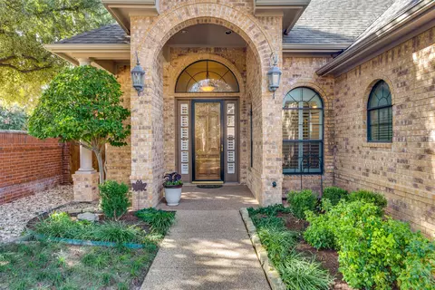 4248 Oak Park Ct, Fort Worth, TX 76109