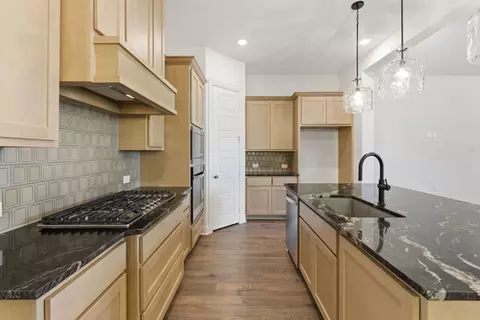 Kitchen - 610 Cork Dr, Celina, TX 75009 photo 4 of 5